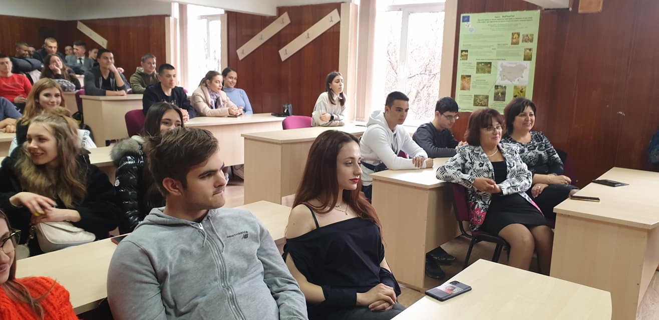 Ученици на среща с кмета на града